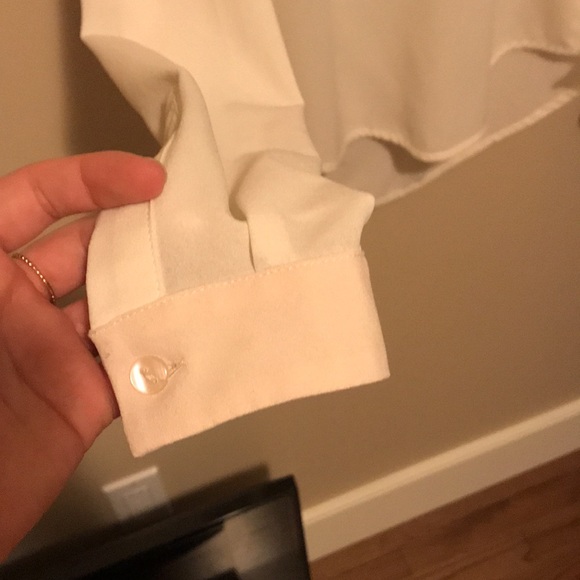 Rw&Co women’s white blouse - Picture 4 of 5